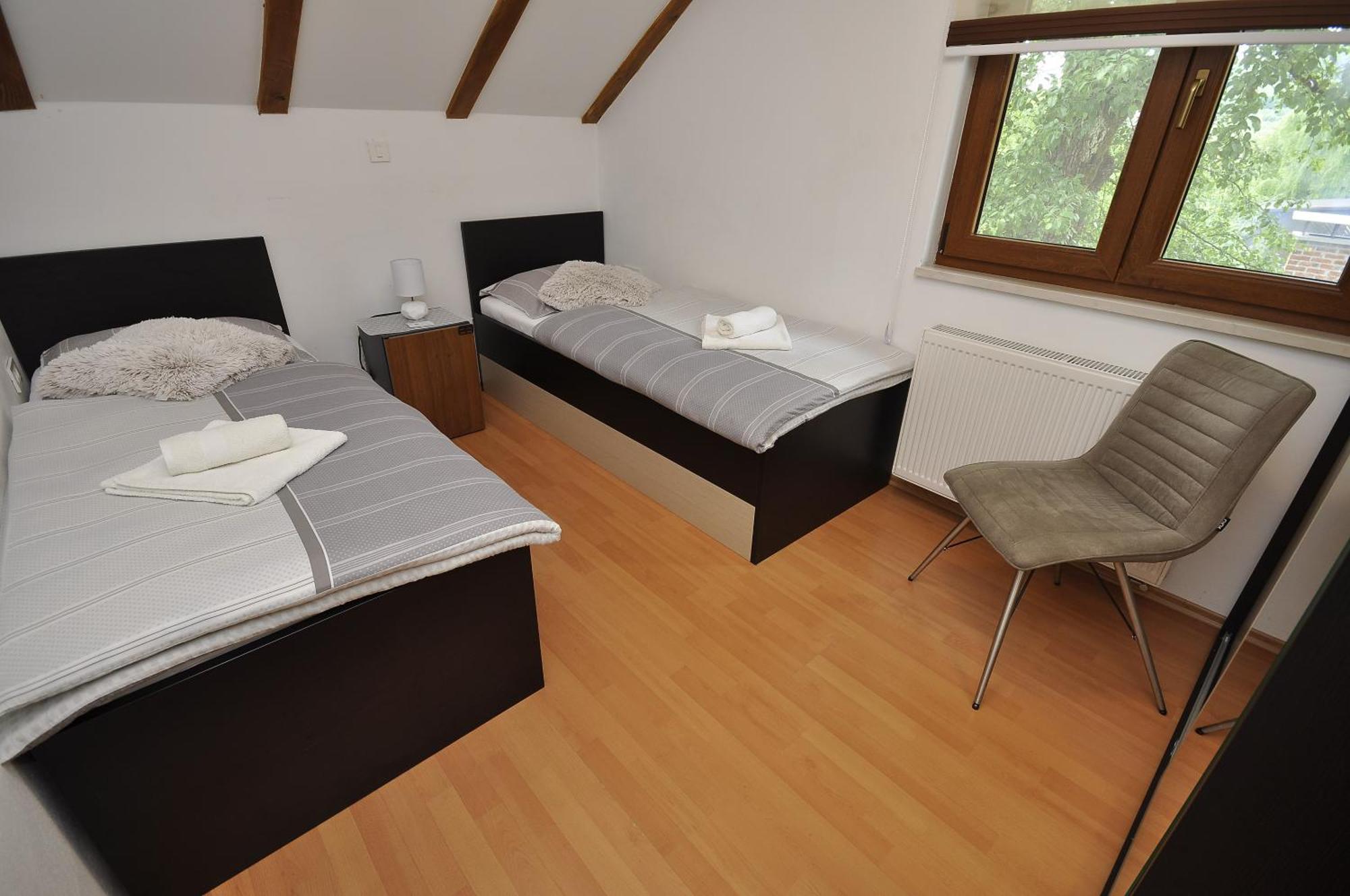 Holiday House Marija Villa Otocac Bagian luar foto